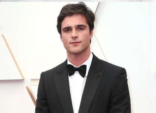 Elvis is portrayed in a new film by the star of Euphoria and Kissing Booth.